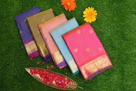 indian traditional attire